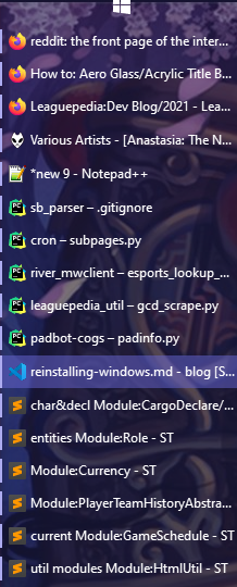 Screenshot of my translucent purple vertical taskbar